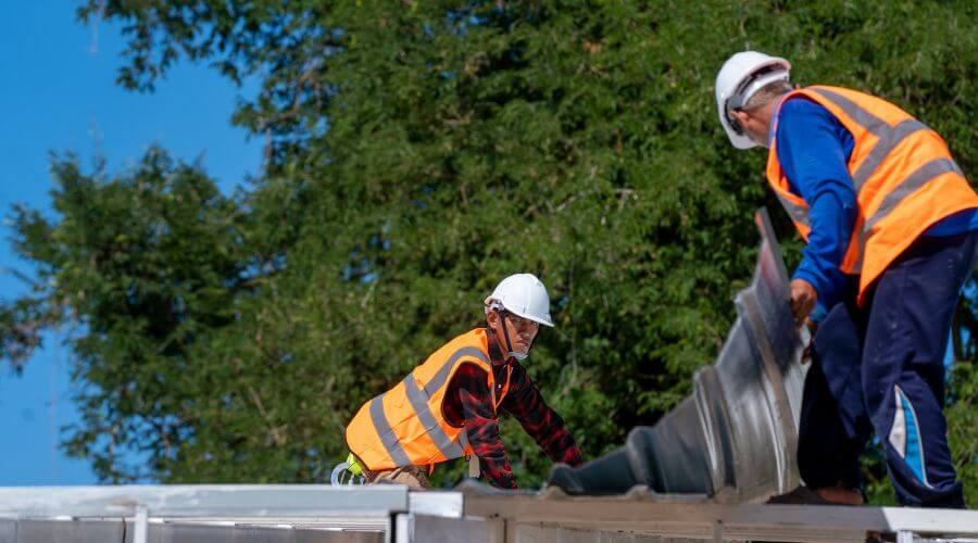 Professional new roof installation services in Pico Rivera, CA